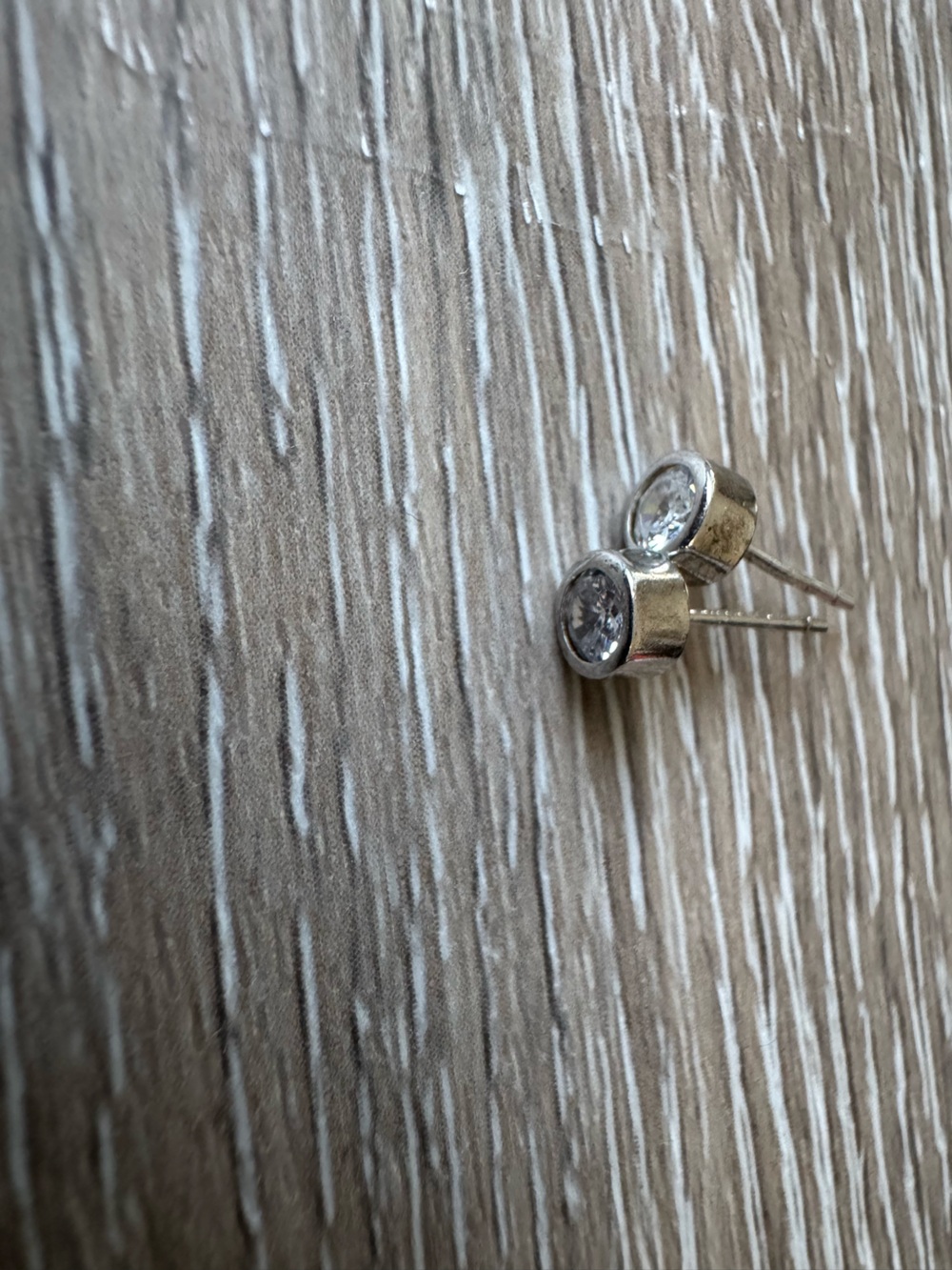 925 earrings with clear stone